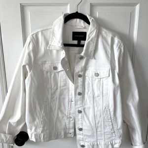 Banana Republic: White Denim Jacket (XL) New W/O Tags